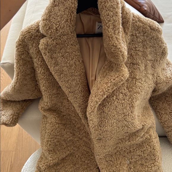 Zara Teddy Jacket - Picture 2 of 3